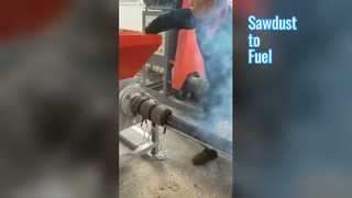 de machine van de zaagselbriket