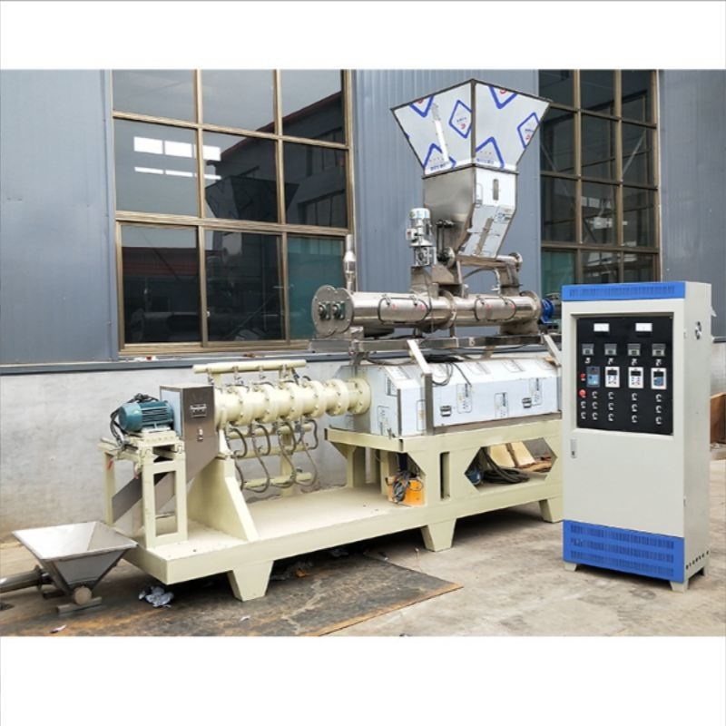 Witte blauwe roestvrij staal materiaal schroefvoer extruder hondenvoer kattenvoer extruder productielijn