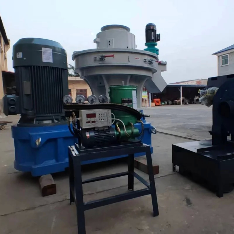 4-12mm Houtpellet Mill Machine met 0,8-4t/h Capaciteit en 380V Spanning
