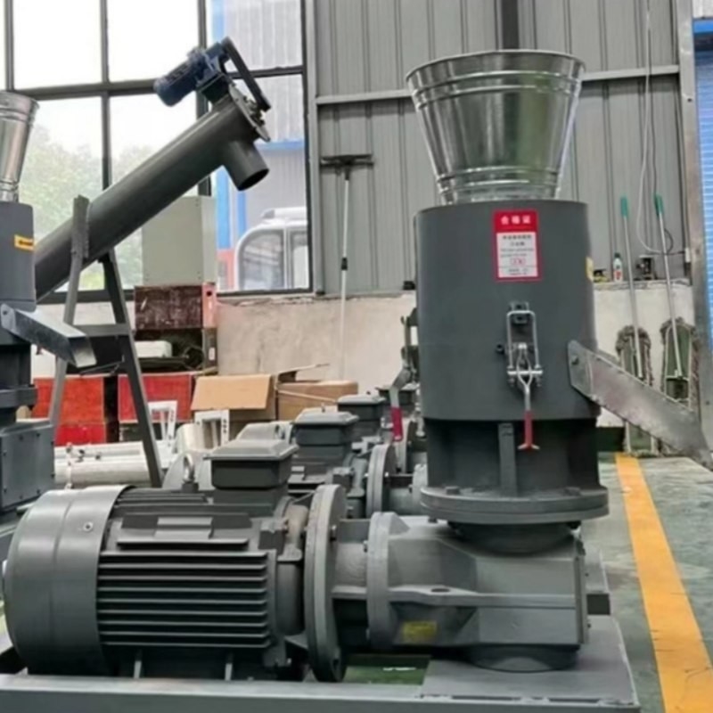Op maat gemaakte 7.5KW Houtpellet Biomassa Pellet Machine Kleine Biomassa Pellet Machine Volledig Automatische Pellet Machine