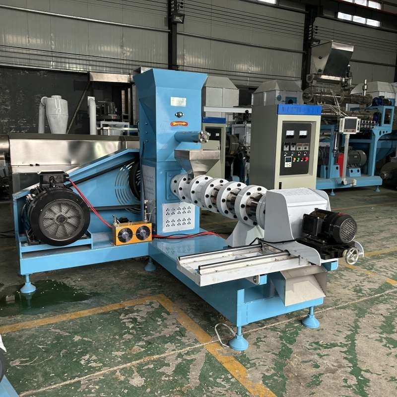 500-1000 kg Extruder voor huisdiervoeder voor honden met een vermogen van 5,5-132 kW