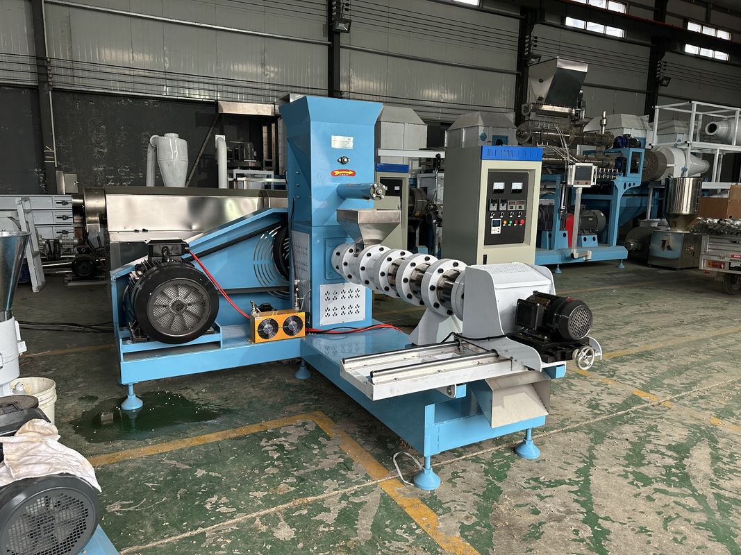 0.5-1 Ton/u Capaciteit Productielijn voor Dierenvoer Pellets met Grasmaal Raw Materialen en Ingenieursinstallatiehandleiding