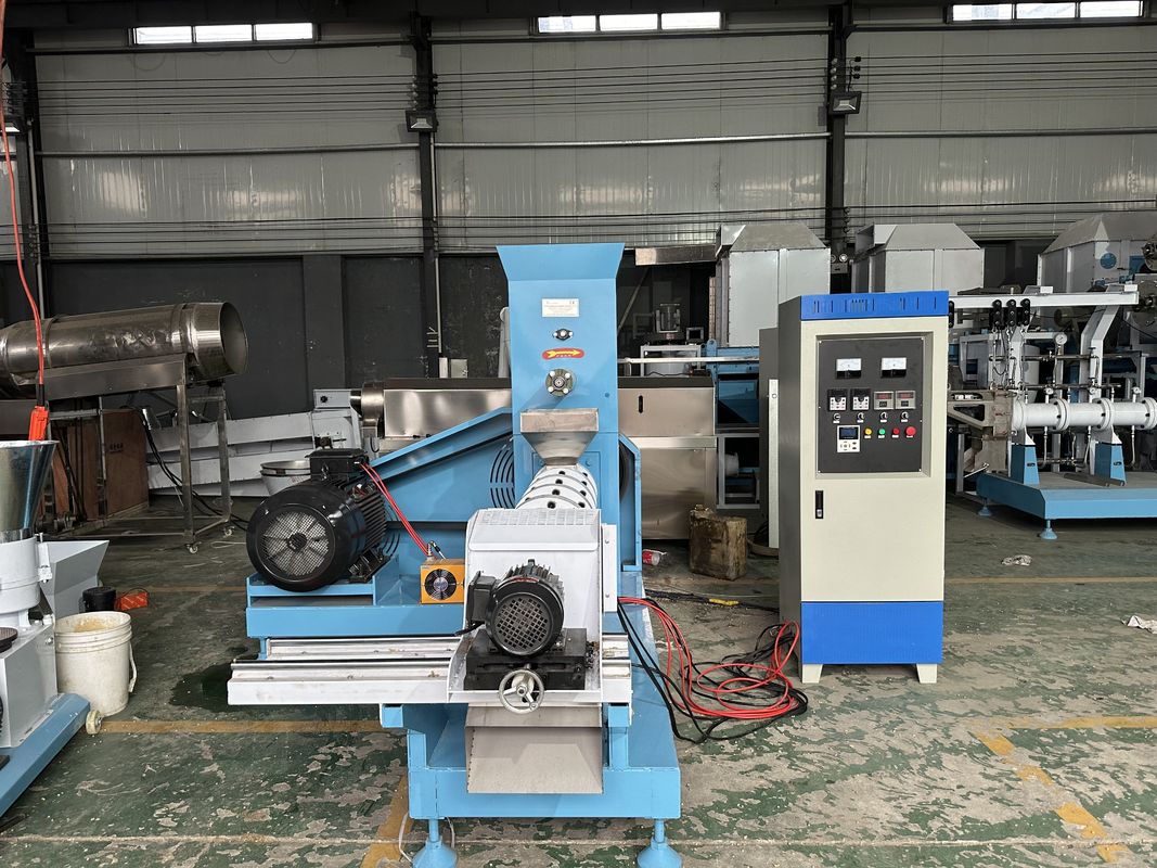 0.5-1 Ton/u Capaciteit Productielijn voor Dierenvoer Pellets met Grasmaal Raw Materialen en Ingenieursinstallatiehandleiding