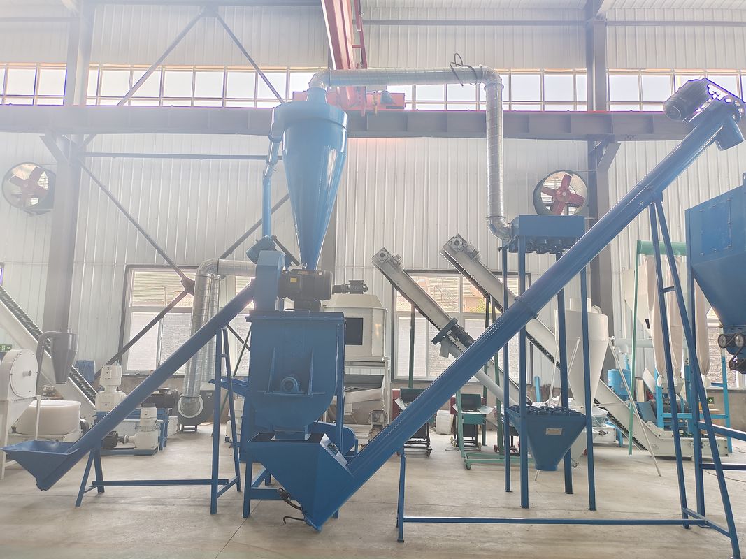 Aanpasbare diervoederpelletizeringslijn met installatie door een ingenieur en 380V/50Hz/3fase stroomvoorziening