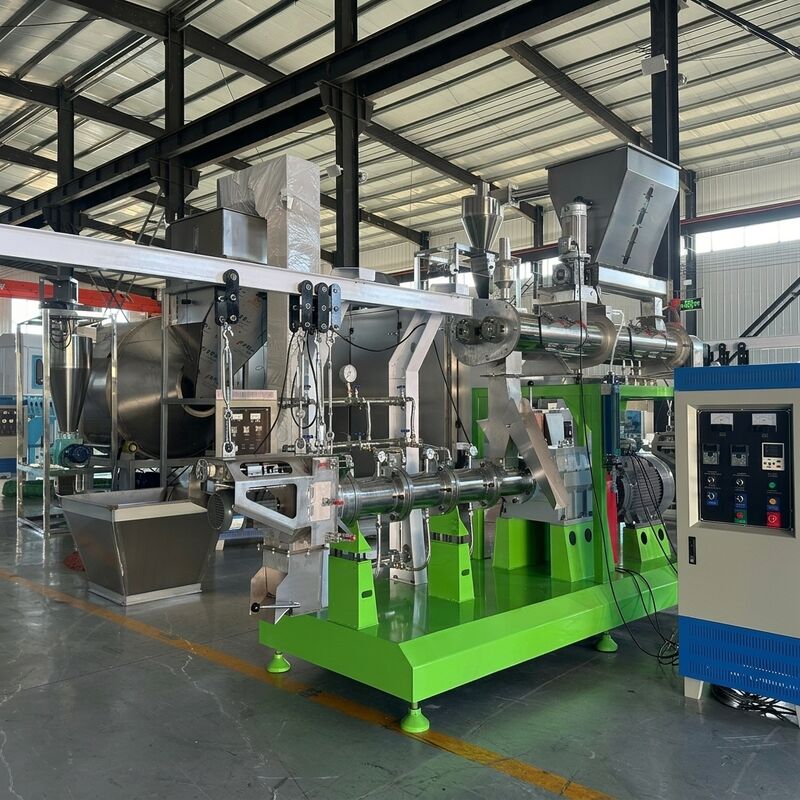 500 kg/h natte tweescrew-extruder voor hondenvoeding en visvoeding
