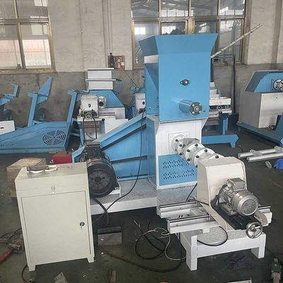 Gepersonaliseerde pelletvoer voor huisdieren Floating Fish Feed Production Line voor aquacultuurbedrijven